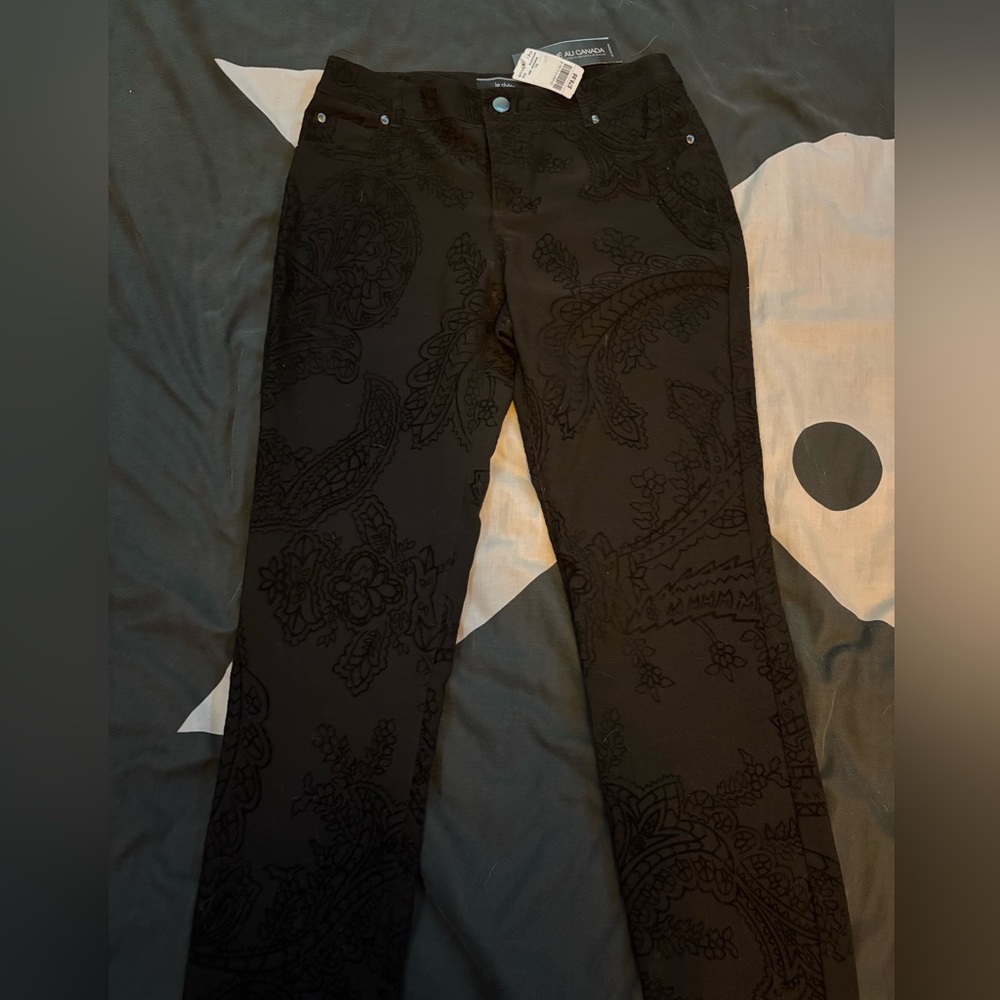 Le Chateau Black Jeans